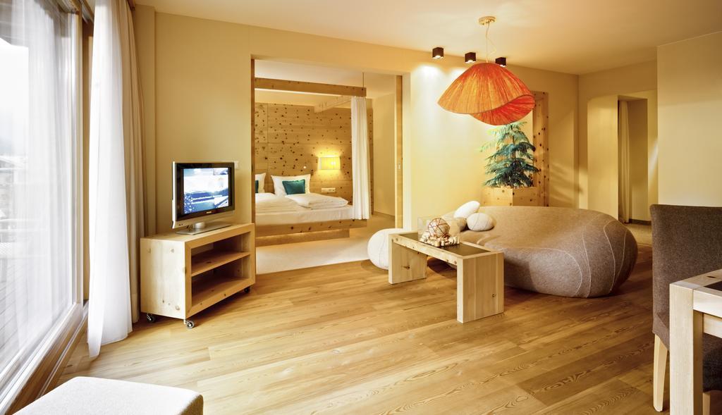 Arosea Life Balance Hotel Santa Valburga Eksteriør billede