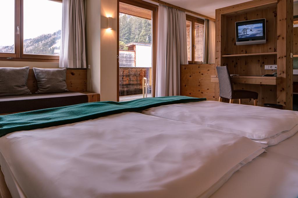 Arosea Life Balance Hotel Santa Valburga Eksteriør billede